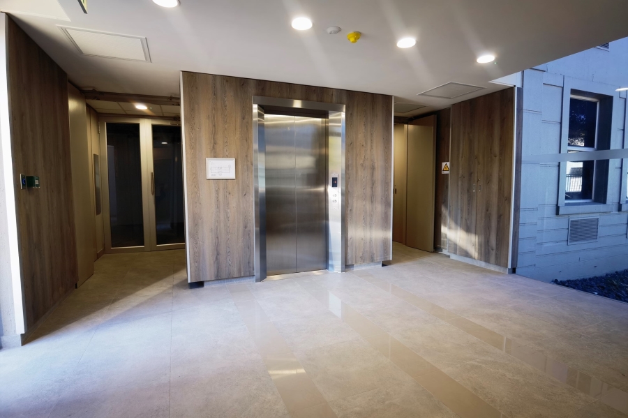 To Let commercial Property for Rent in Rondebosch Western Cape